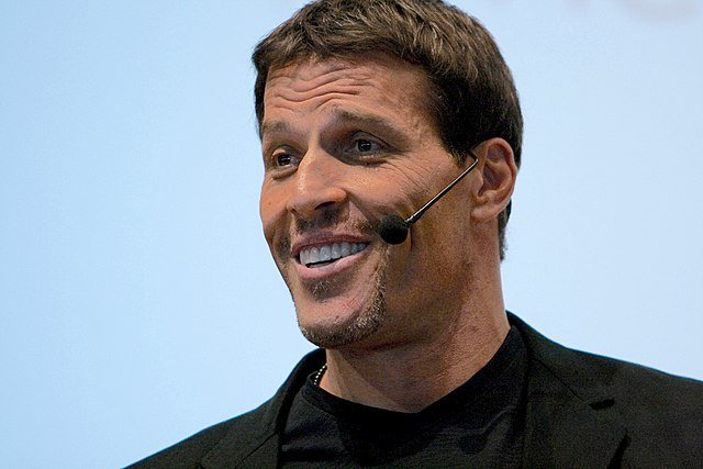 Tony Robbins | Why Changing your Mindset? | selfmastr.com